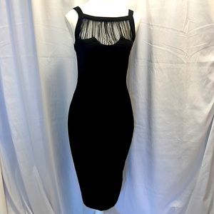 DISCOUNTED ASOS Women’s Little Black Form Fitting Dress Size 4